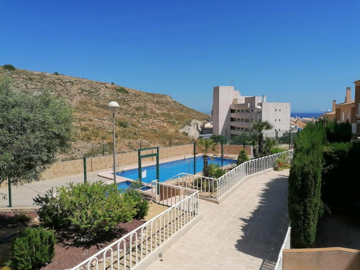 Magnificent 3 Bedroom House Close To The Beach With Community Swimming Pool Santa Pola Exterior photo