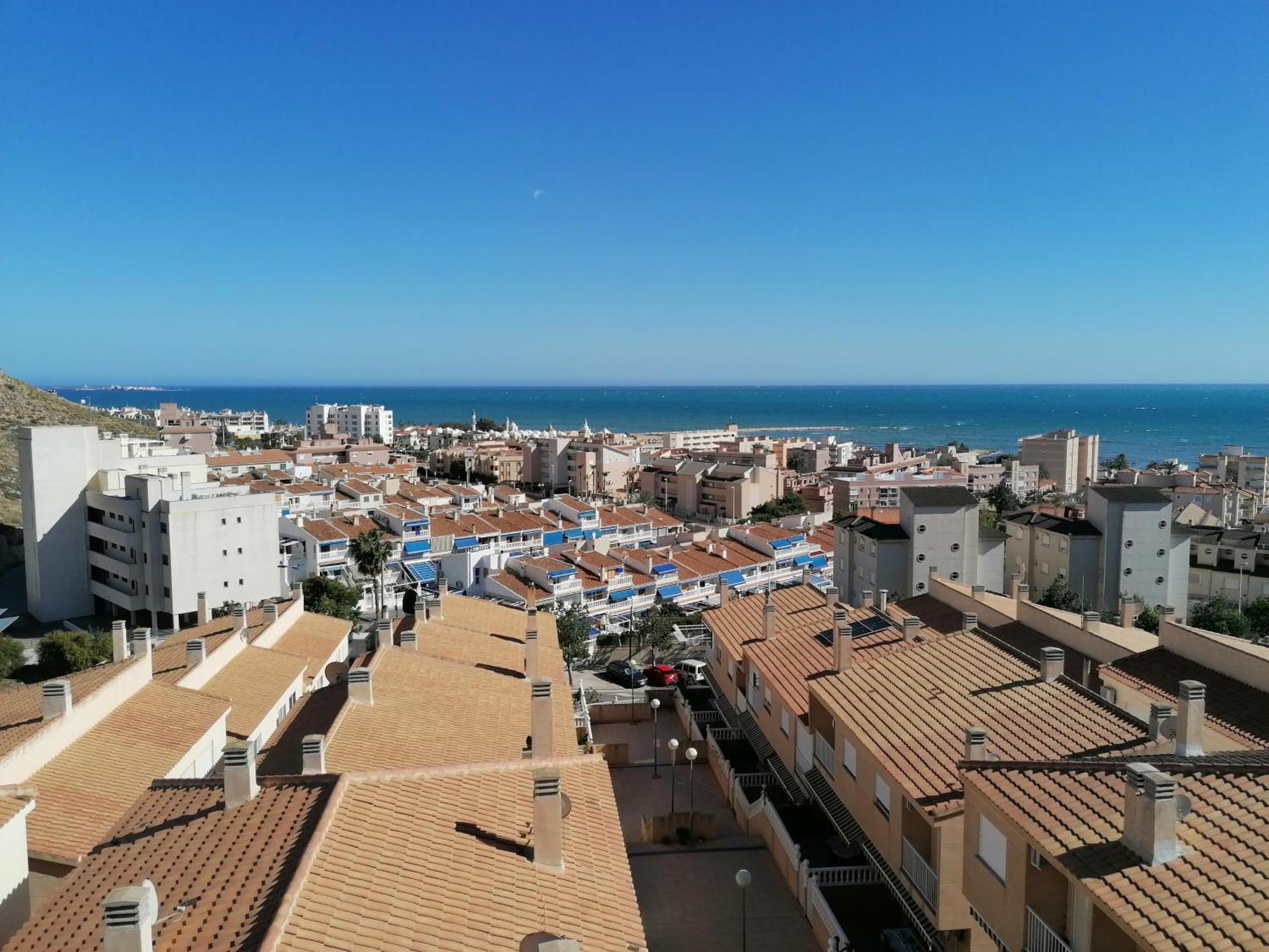 Magnificent 3 Bedroom House Close To The Beach With Community Swimming Pool Santa Pola Exterior photo